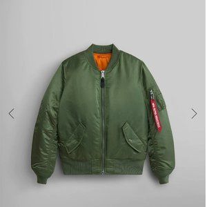 ALPHA INDUSTRIES MA-1 BOMBER JACKET